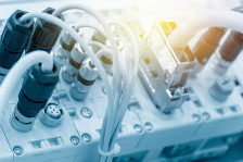 Złącza przemysłowe i energoelektroniczne