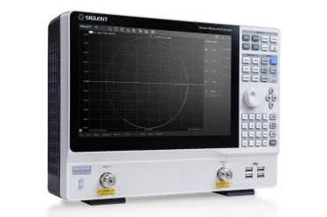 Wektorowy analizator sieci SNA5000A w nowej wersji o paśmie rozszerzonym do 26,5 GHz 