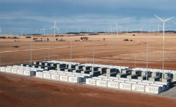 Tesla zbuduje w Australii kolejne potężne magazyny energetyczne 
