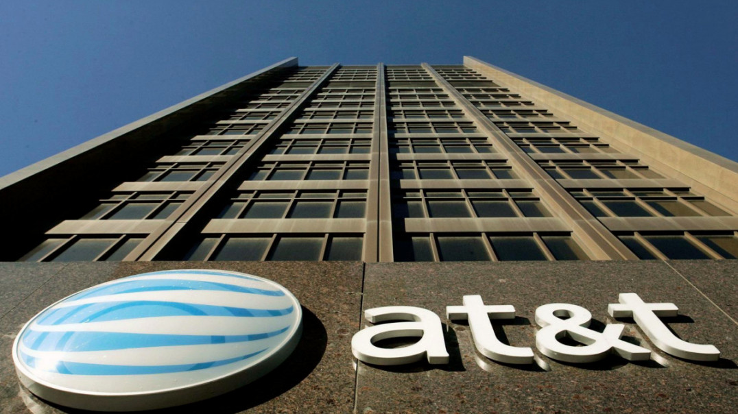AT&T przejmuje Time Warner