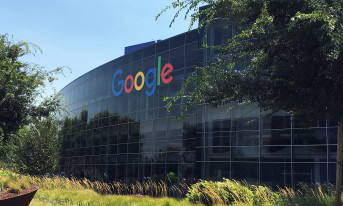 Google zainwestuje miliard dolarów w brytyjskie centrum danych