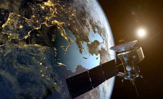 Amazon wykorzysta ponad 3000 satelitów, by oferować szerokopasmowy Internet 