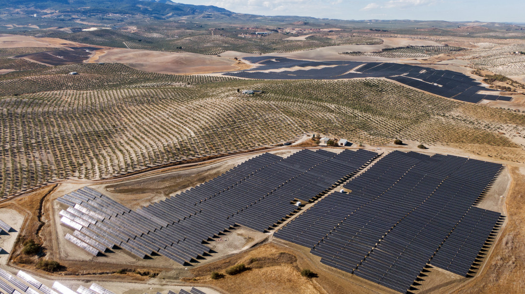 Aquila Clean Energy zawarła umowę z Trina Solar na dostawę modułów PV o mocy 800 MW