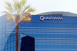 Qualcomm zainwestuje 120 mln dolarów w zadłużonego Sharpa 