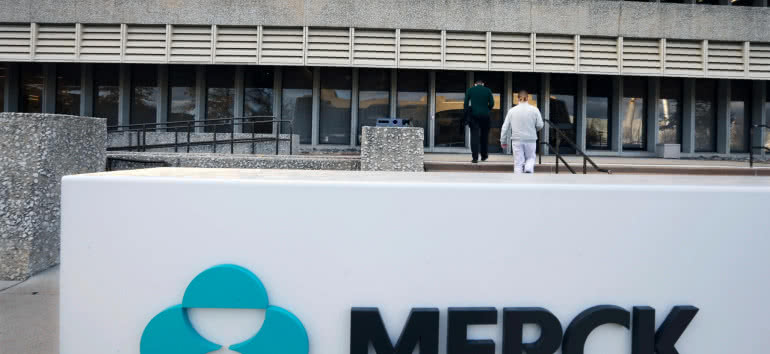 Merck otworzył ośrodek R&D dla wyświetlaczy OLED 