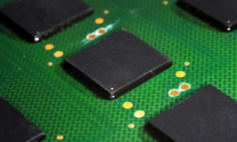 Wybrane technologie dla poprawy niezawodności układów elektronicznych