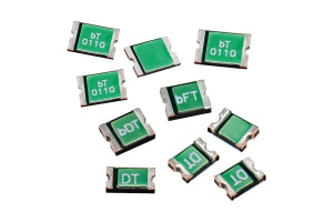 Bezpieczniki resetowalne SMD do pracy w temperaturze otoczenia od -40 do +125°C