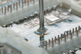 Powłoki i zalewy silikonowe