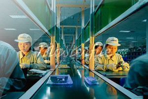 Rosnące koszty produkcji w Chinach skłaniają zagraniczne firmy do inwestowania w Polsce