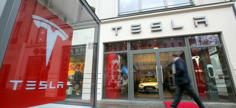Tesla kupi niemiecką firmę Grohmann Engineering by zautomatyzować i przyspieszyć produkcję 