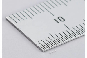 Pierwszy na rynku kondensator MLCC o pojemności 0,1 µF w obudowie rozmiaru 0201
