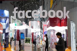 Facebook chce przejąć wielomiliardowy pakiet akcji Reliance Jio 