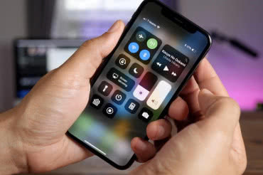 Hon Hai zwiększa dostawy iPhone'a X 