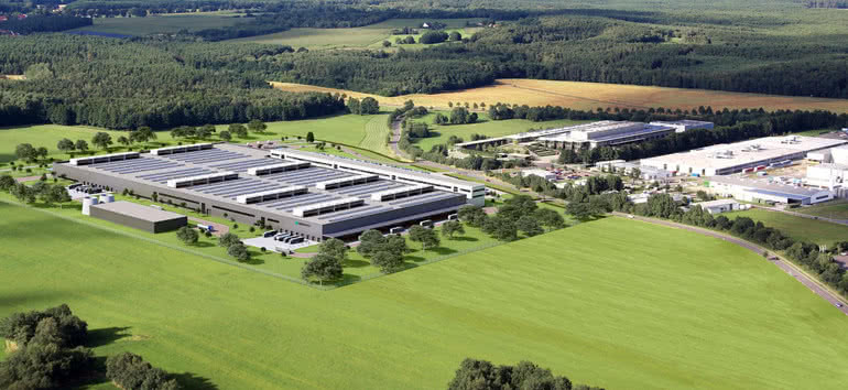 Daimler buduje wartą 562 mln dolarów fabrykę akumulatorów litowo-jonowych 