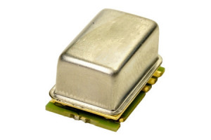Oscylator CCXO na zakres 10...40 MHz o stabilności częstotliwości wyjściowej 10 ppb