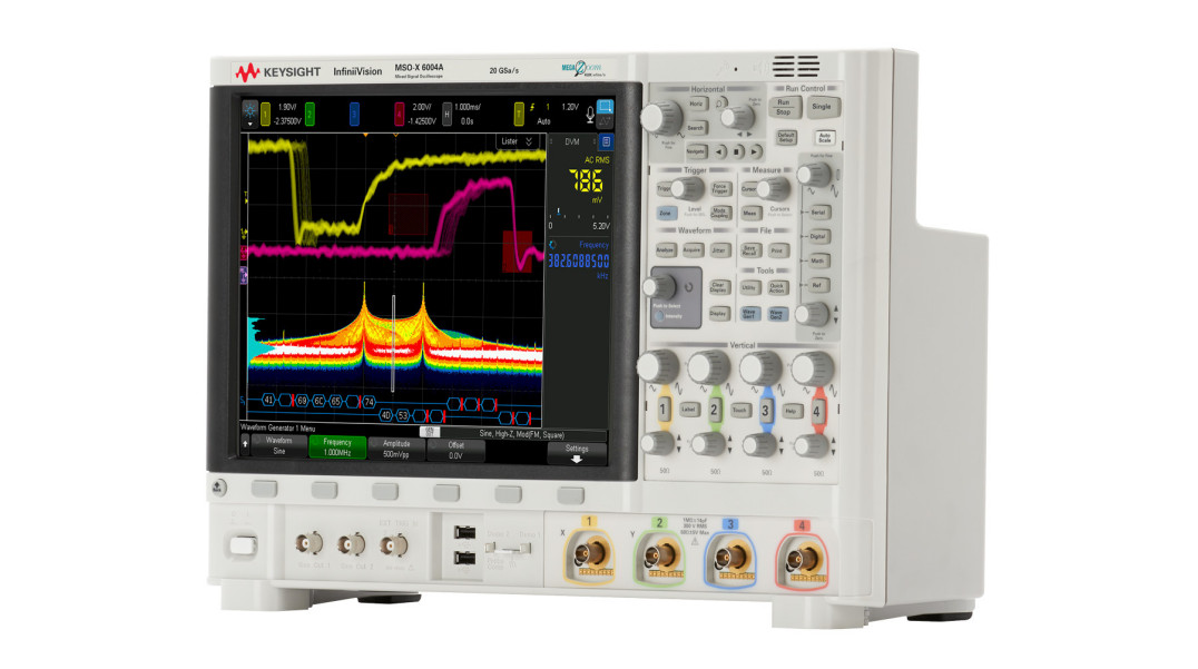 Zaawansowane oscyloskopy cyfrowe InfiniiVision z interfejsem dotykowym i funkcją sterowania głosem