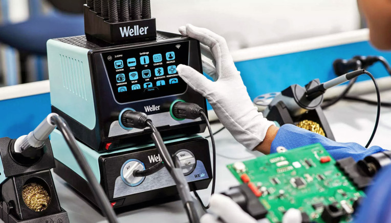 Uniwersalna stacja lutownicza