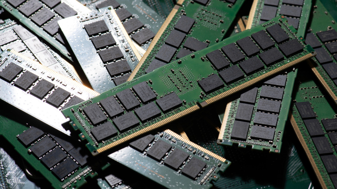 Producenci pamięci weryfikują zamówienia klientów