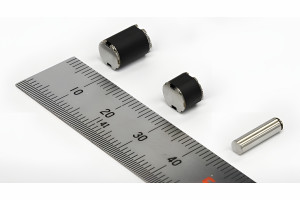 Liniowe silniki wibracyjne o średnicy od 3 mm