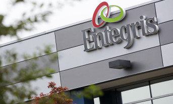 Entegris przejmuje SAES Pure Gas