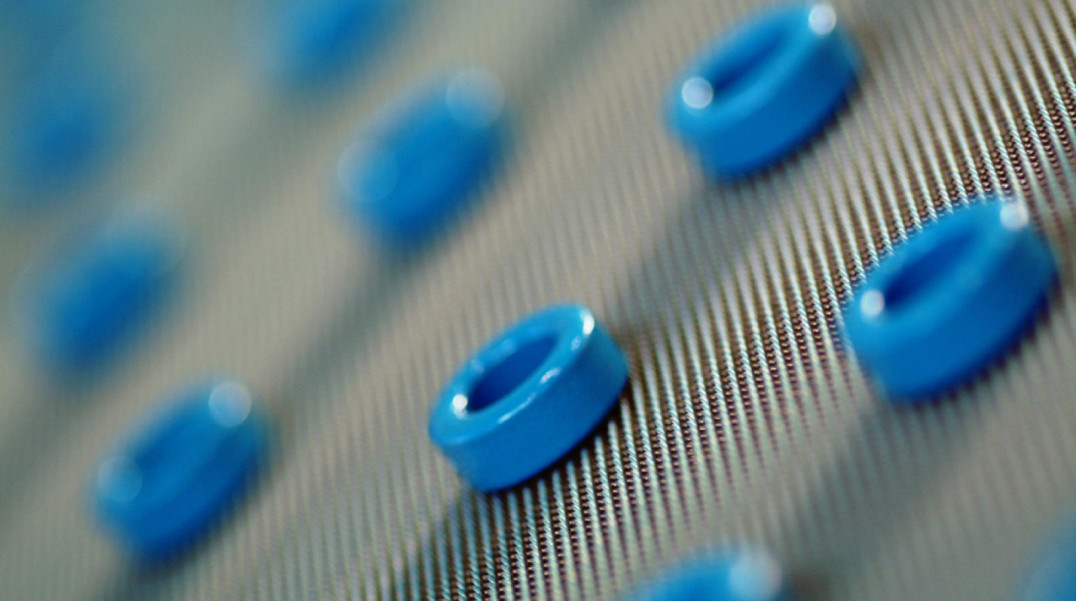 Narzędzie online do wyznaczania parametrów materiałów i rdzeni ferrytowych