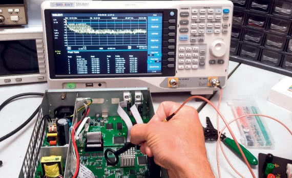 Wstępne badania EMC urządzeń elektronicznych 