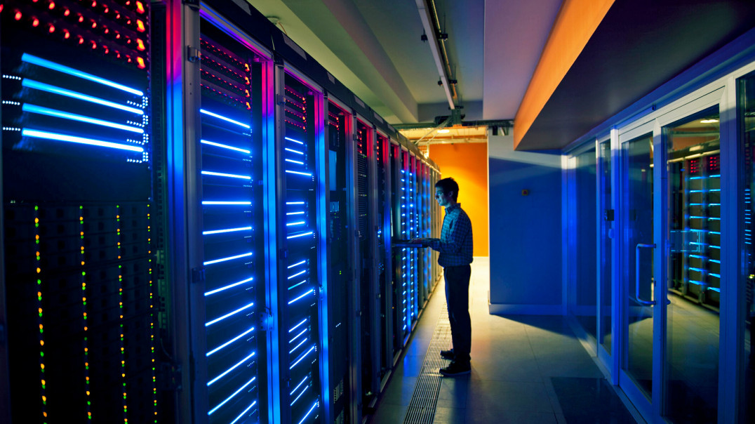 Schneider Electric rozszerza partnerstwo z Compass Datacenters