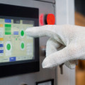 Dotykowe czujniki indukcyjne - nowy wymiar interfejsu HMI 