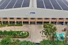 TDK Electronics przechodzi w pełni na energię odnawialną we wszystkich zakładach produkcyjnych