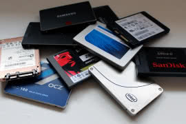 Malejące ceny zwiększają sprzedaż dysków SSD 