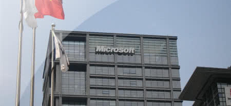 Władze chińskie kontrolują biura Microsoftu 