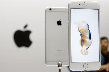 Apple przeprasza użytkowników za celowe spowalnianie iPhonów 