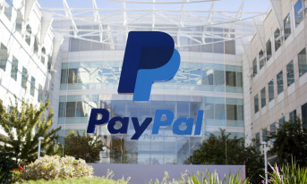 PayPal zainwestuje w Ubera 500 mln dolarów