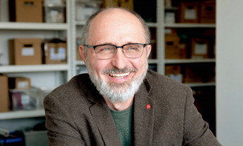 SEM: Praca na rzecz przemysłu - dużo satysfakcji i inspiracja do tworzenia nowych produktów