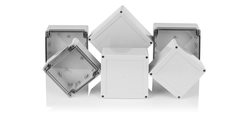 Nowe, hermetyczne obudowy ZP firmy Kradex