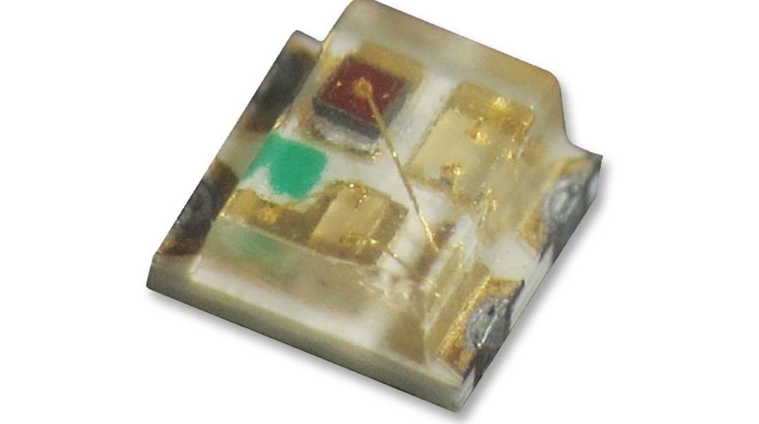 Dioda LED full-color o powierzchni 1,6 x 1,6 mm i grubości 0,7 mm