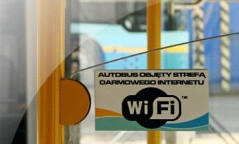 Do końca roku Internet w 150 warszawskich autobusach