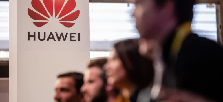 Huawei zwalnia w USA 600 specjalistów R&D 