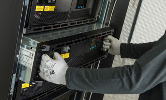 Do 2023 roku rynek zasilaczy UPS osiągnie 10 mld dolarów