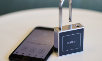 Mikrokontroler ARM Cortex-M0 z wbudowanym modułem NFC do realizacji zamków pasywnych