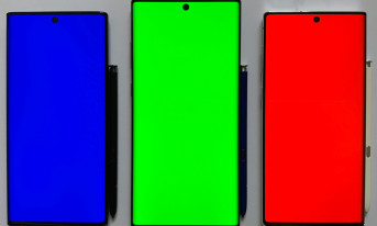 Do 2023 roku ekrany AMOLED zdobędą 50% udziału na rynku smartfonów