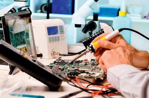 Wyposażenie warsztatowe do produkcji i serwisu elektroniki tworzy niezbędną infrastrukturę do codziennej pracy 