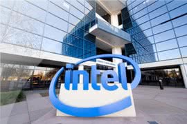 Intel na czele firm obniżających stany magazynowe 