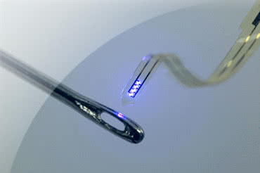 Mikrodiody LED wstrzykiwane do mózgu pomogą neurologom w badaniach 