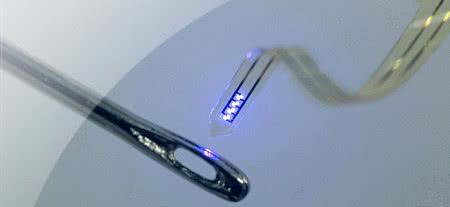 Mikrodiody LED wstrzykiwane do mózgu pomogą neurologom w badaniach 