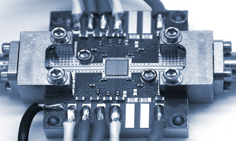 Microchip rozwija linię GaN MMIC po nabyciu Iconic RF